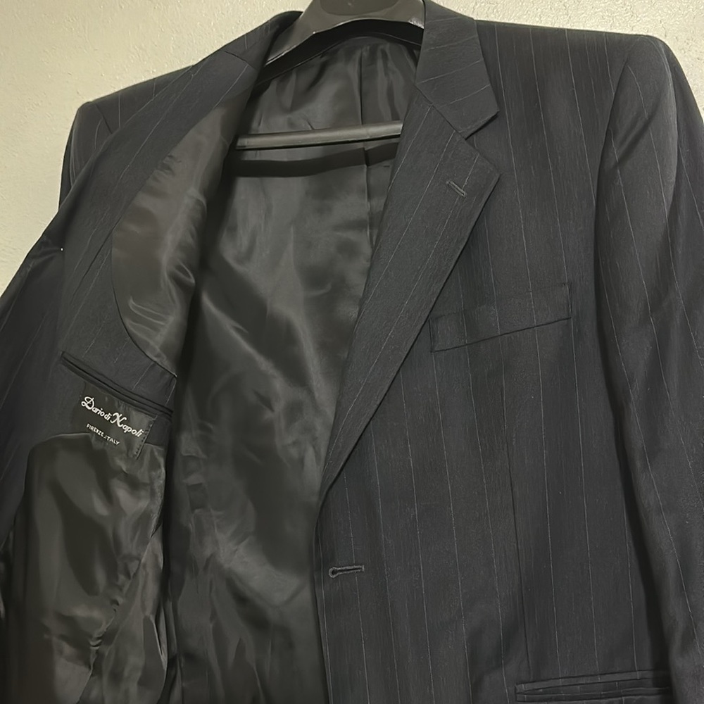 Dario Di Napoli 100% Wool and Cashmere 2 Pieces Suit, Striped Black Color. - Picture 5 of 16